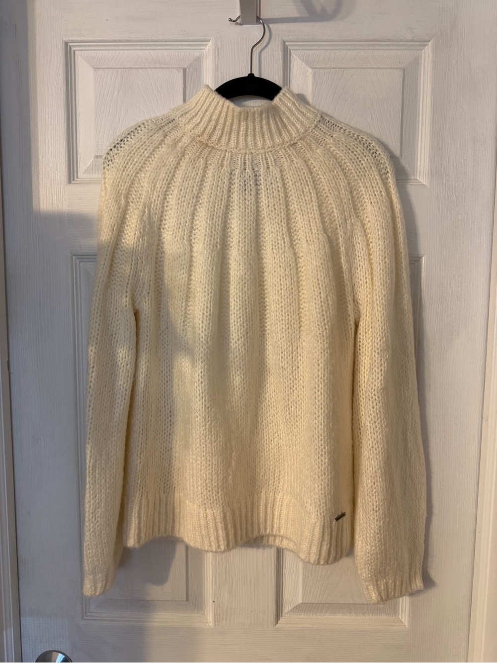 Abercrombie & Fitch Cream Knit High Neck Pullover Sweater